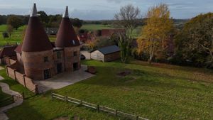 Photo 17- click for photo gallery